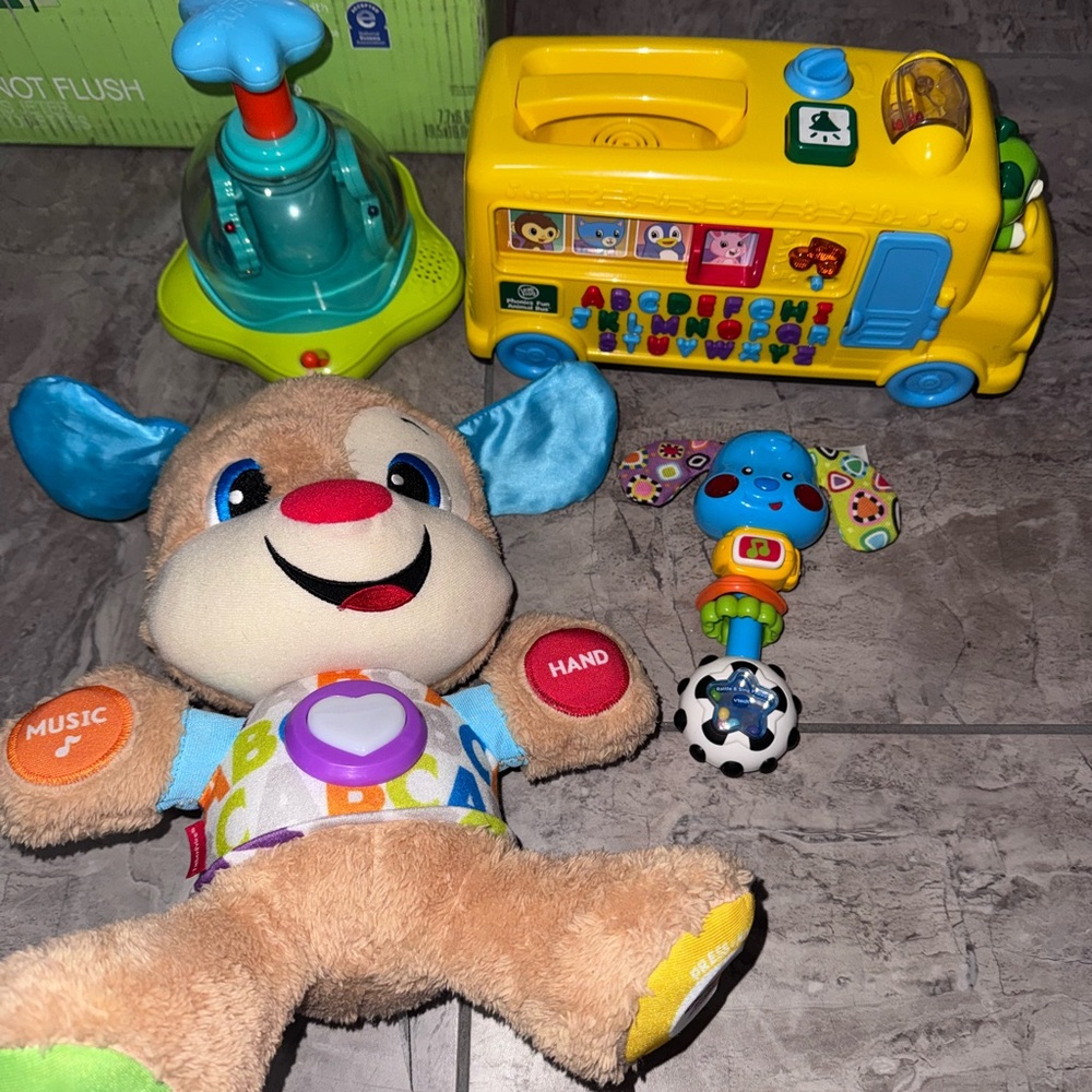 Baby learning toys